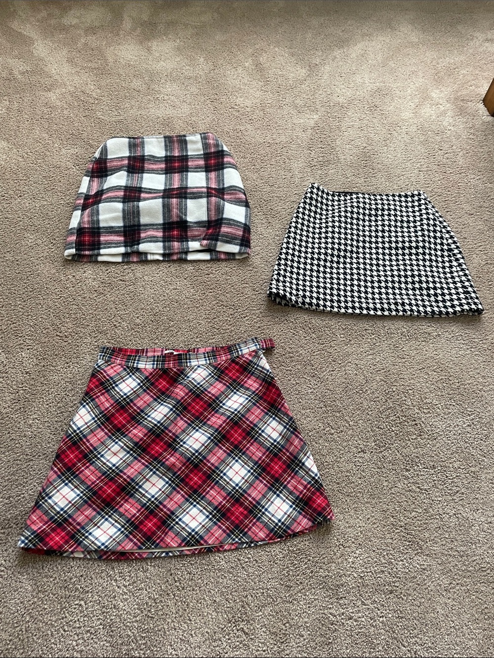 3 Plaid Ladies Skirts XS/2 EUC